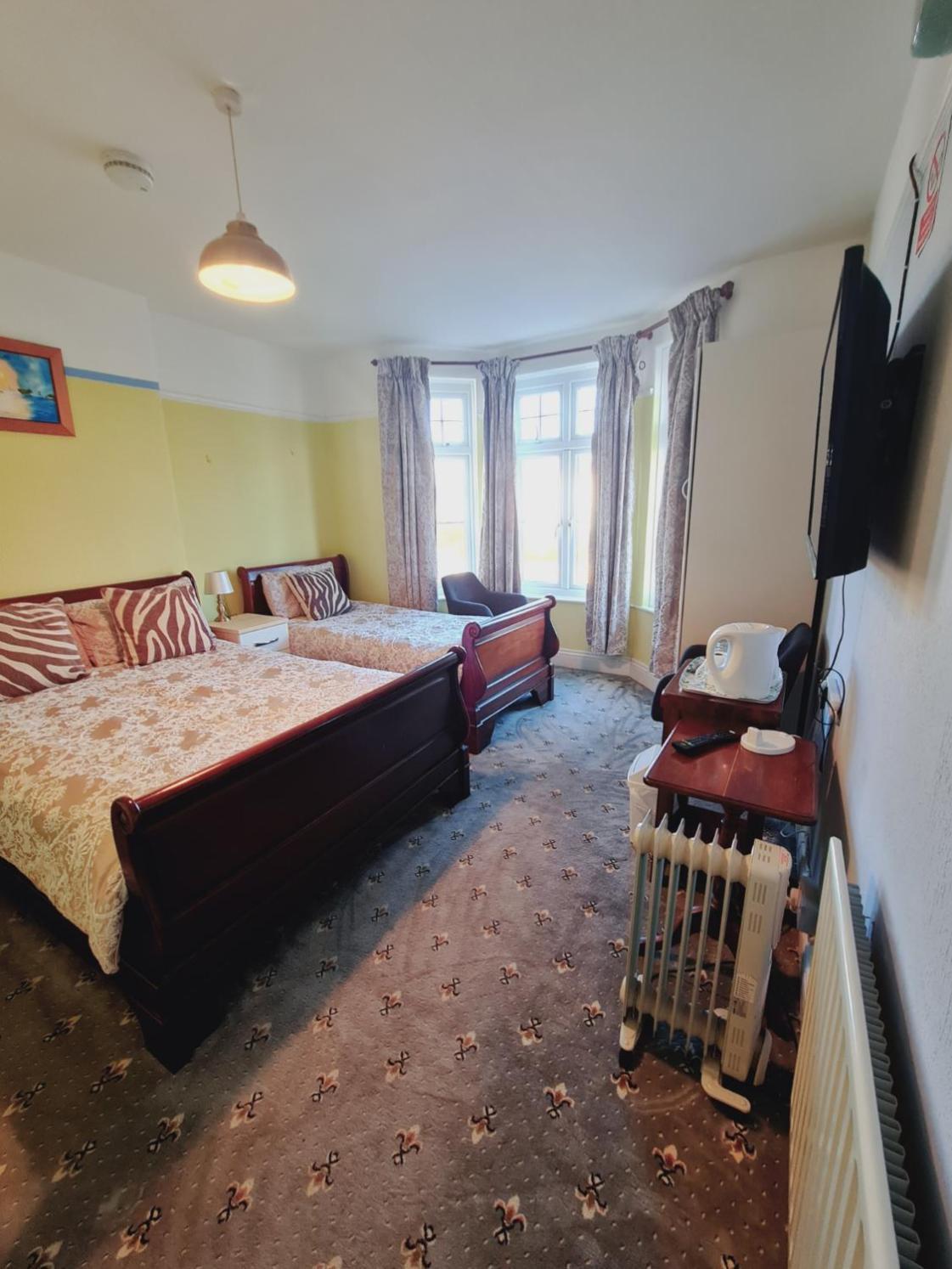 Thornbury Accommodation Burnham-on-Sea Exterior foto